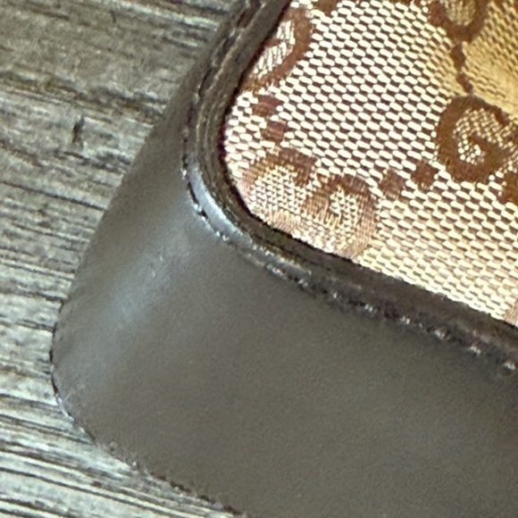 EUC Gucci Vintage Beige and Dark Brown Canvas and Leather Signature Tote Bag - Picture 6 of 12